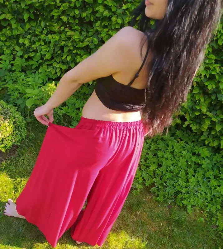 Vzdušné palazzo kalhoty z chladivé viskózy, barva červená