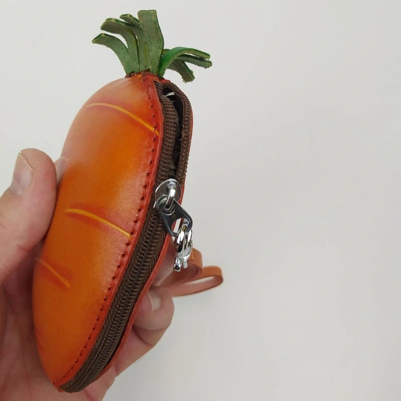 Peněženka mrkev 011