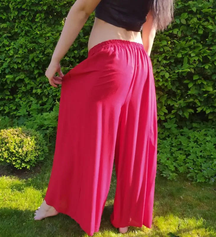 Vzdušné palazzo kalhoty z chladivé viskózy, barva červená