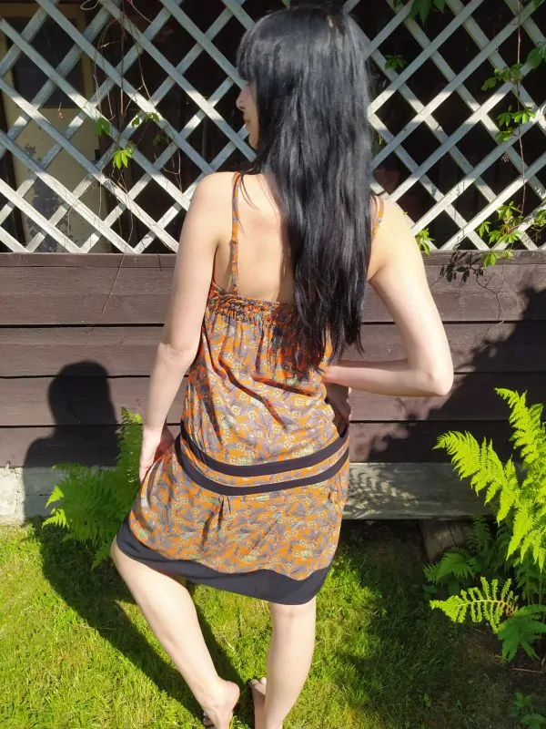 Letní šaty krátké 043