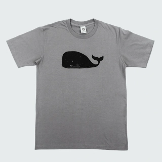 Pánské bavlněné tričko s vtipným potiskem Rybář na loďce v útrobách velryby